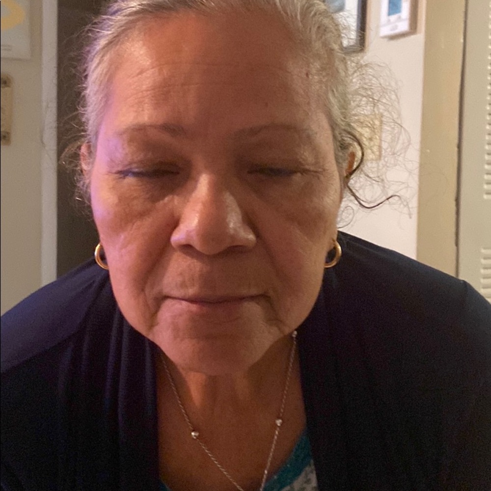 Meet your Posher, Ofelia